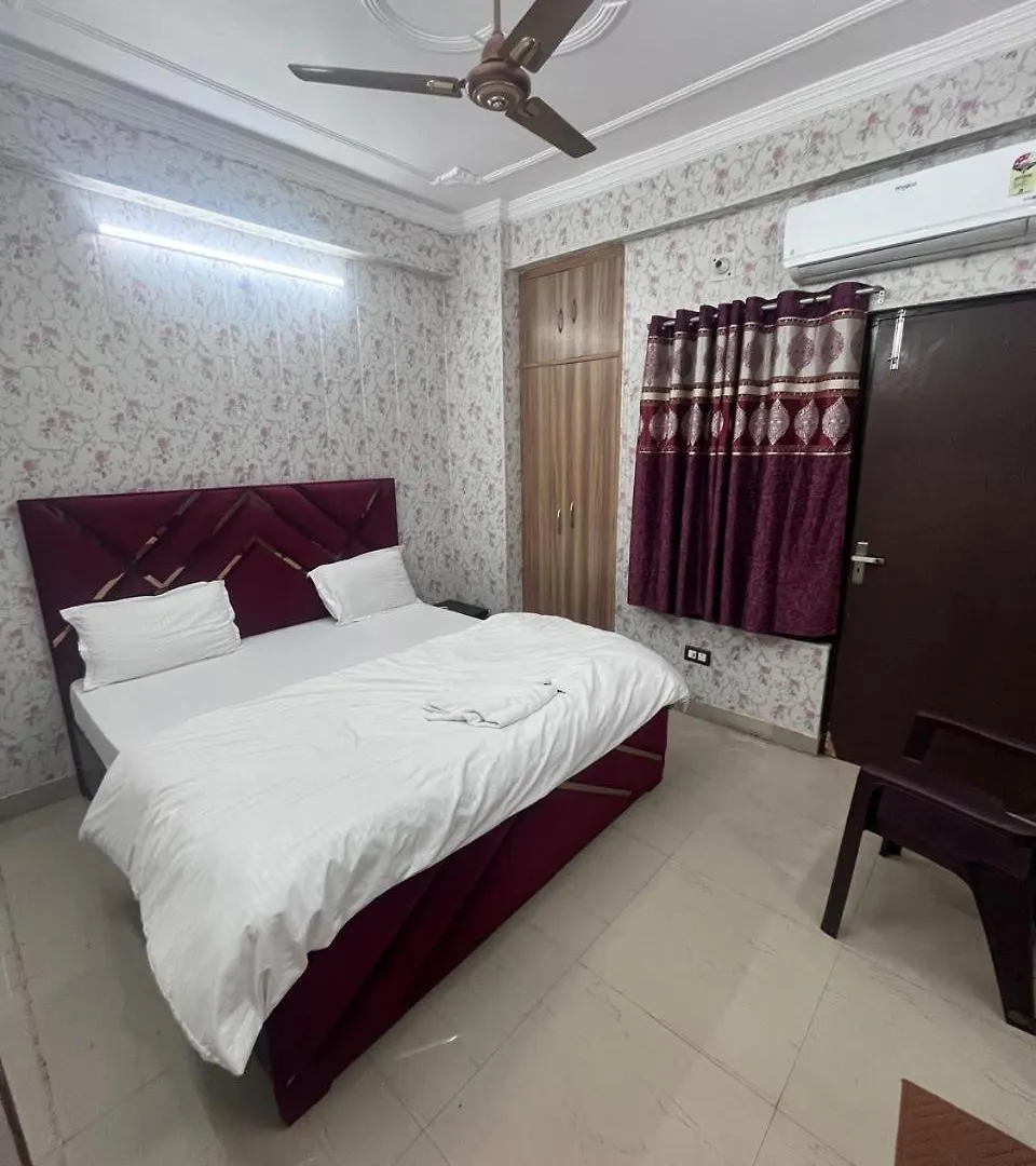 Kashi Anadam Bnb فاراناسي 0*,  الهند
